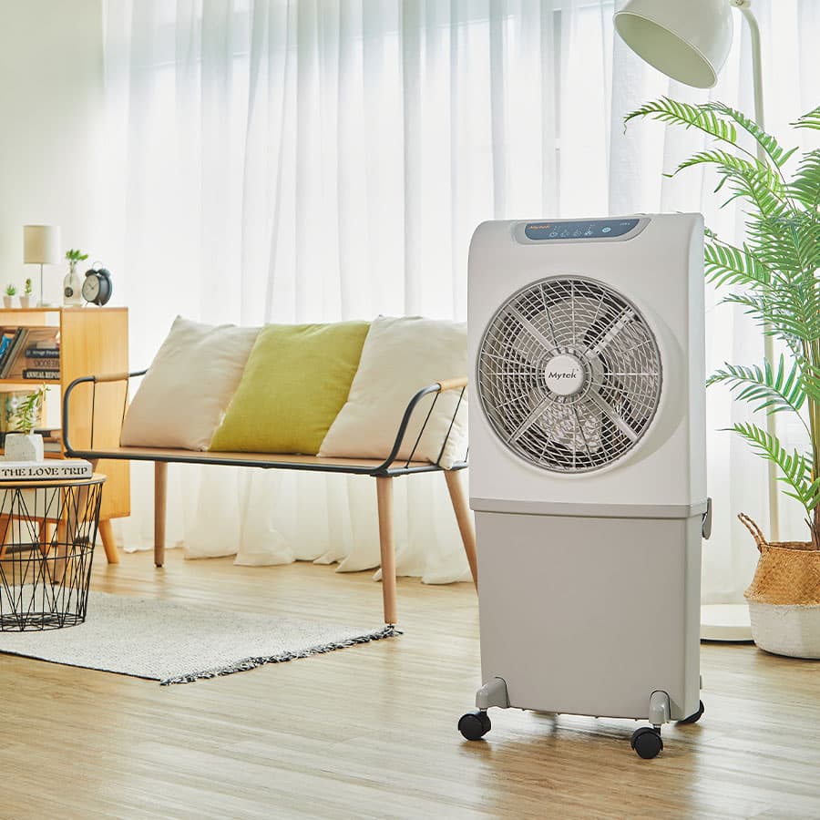 Enfriador Evaporativo Portátil Mytek 3204 45 Litros, 80W, 650 CFM, Diseño de Esquina, Control Remoto, Pantalla LED