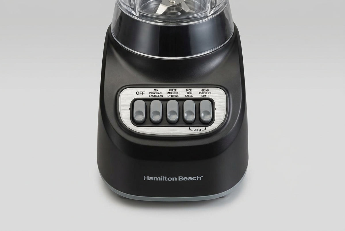 Licuadora Hamilton Beach 50180FG 650W Silenciosa, Vaso de Plástico 1.4 L Libre de BPA, Wave Action, 12 Funciones, Tritura Hielo, Negra
